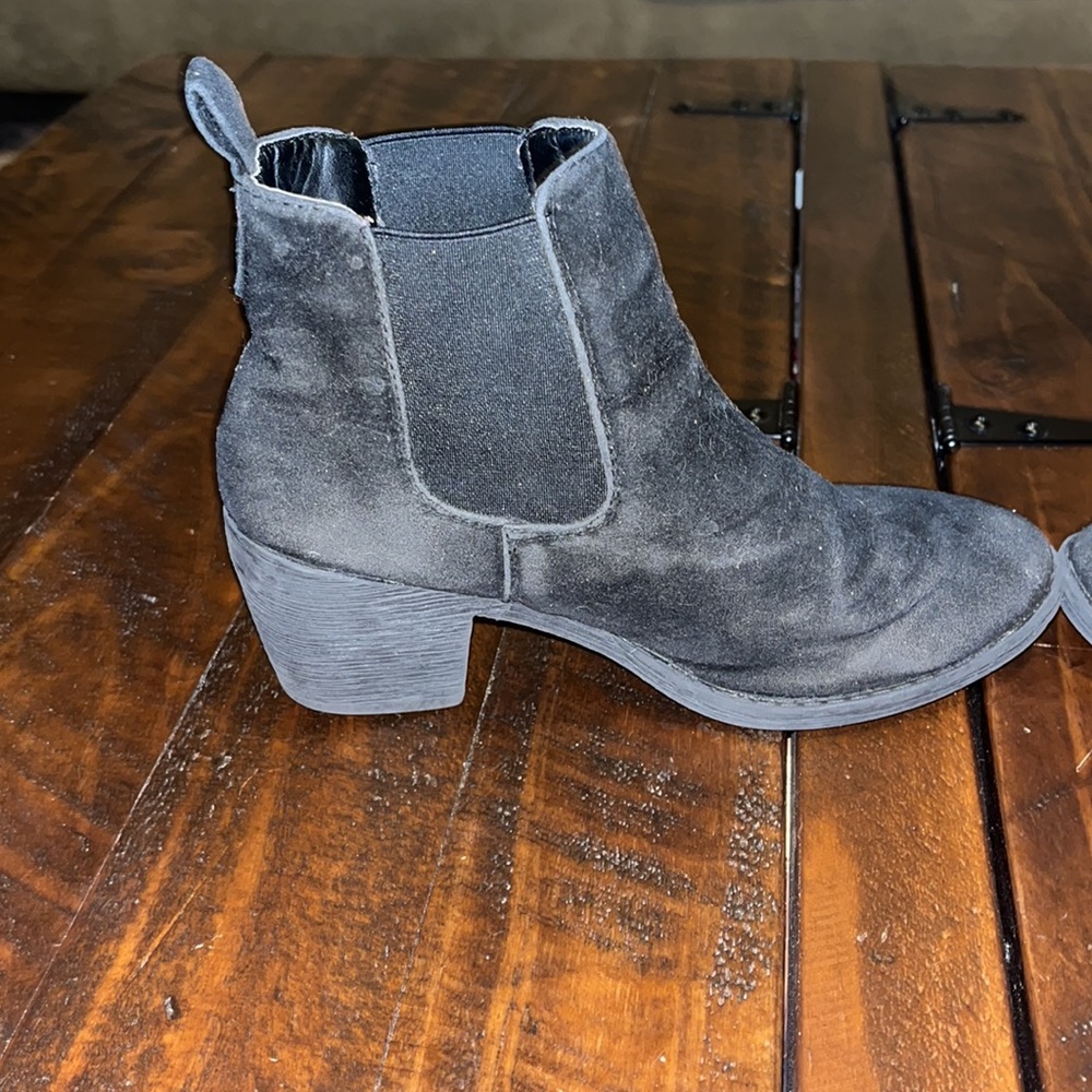 Rue 21 Ankle Booties - Picture 4 of 8